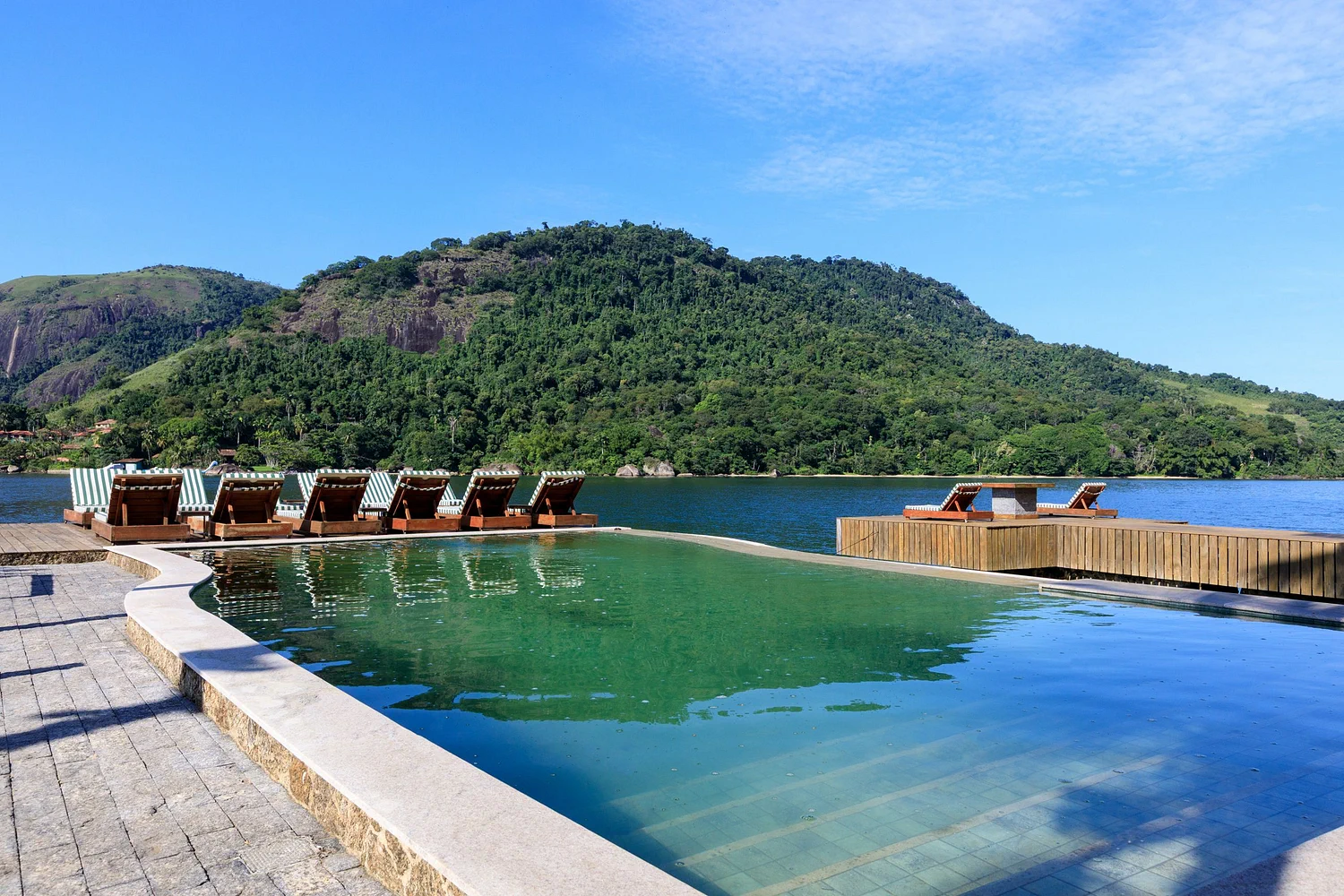 luxuosa-ilha-em-angra-dos-reis-ang014 (2)