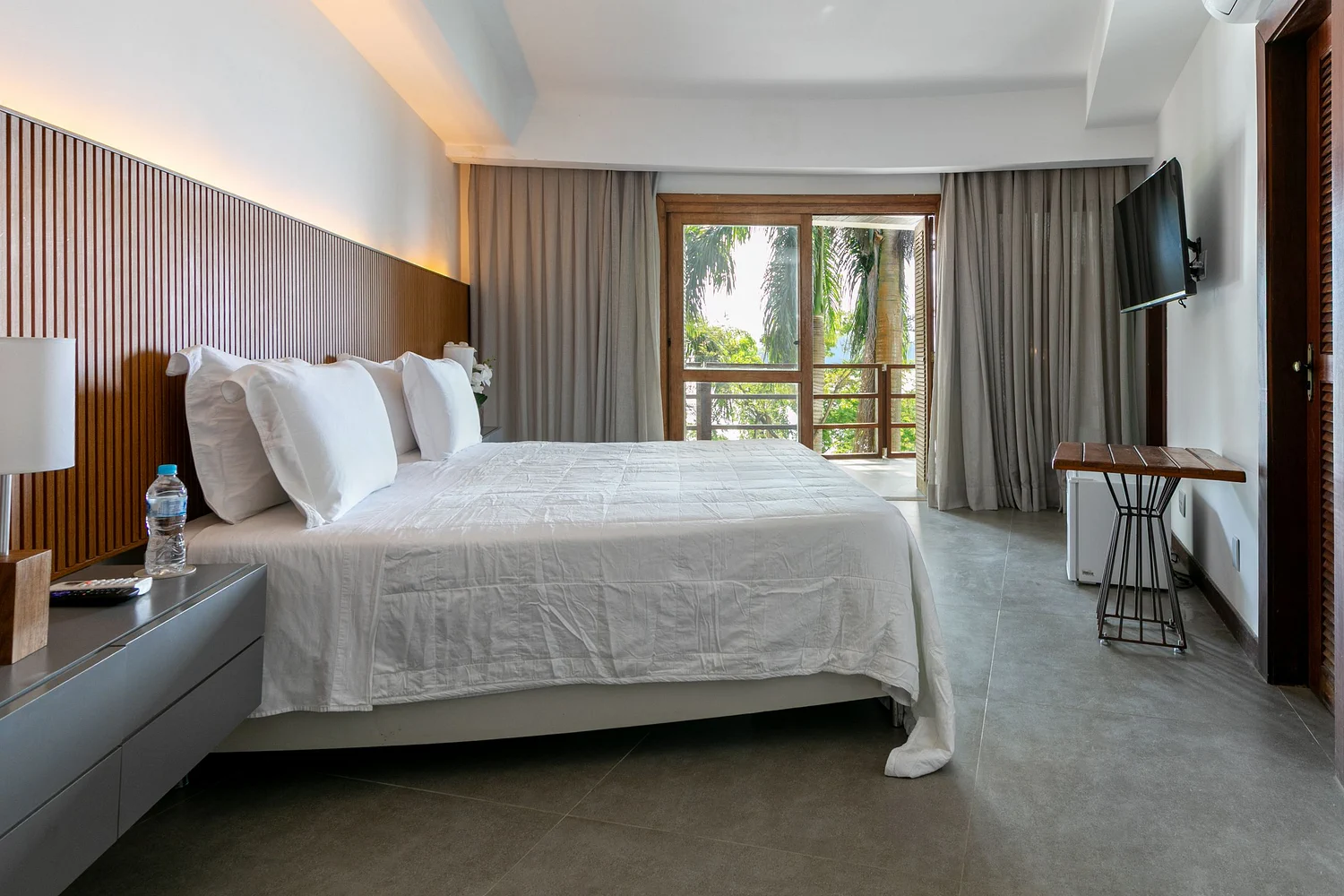 luxuosa-ilha-em-angra-dos-reis-ang014 (75)